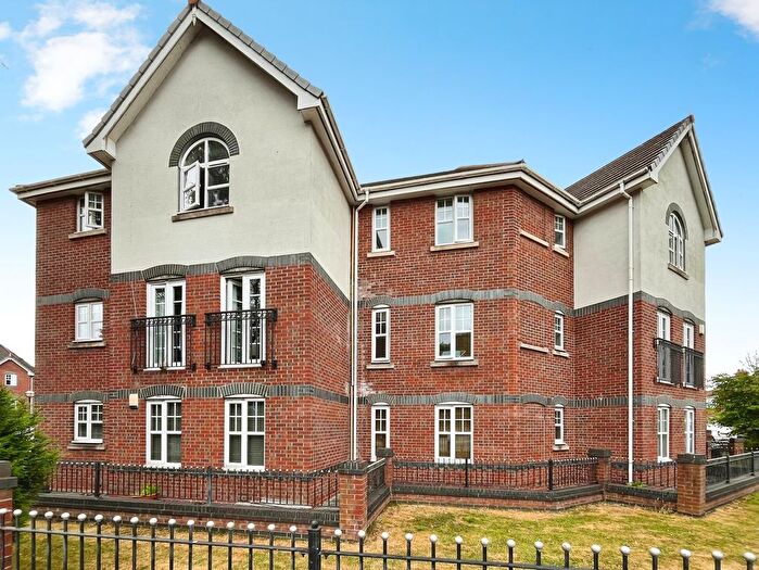 2 Bedroom Flat For Sale In Printers Close, Burnage/Heaton Moor, Manchester, M19