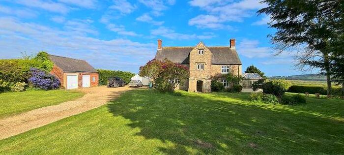 6 Bedroom Detached House For Sale In Carpenters Road, Brading, Isle Of Wight, PO36