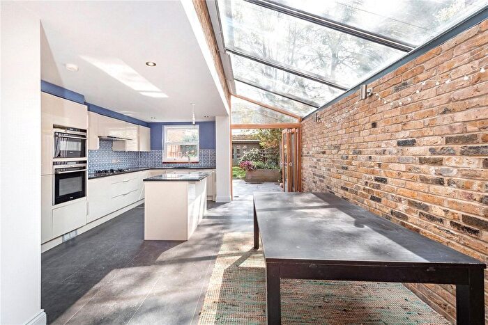 4 Bedroom Terraced House To Rent In Hatcham Park Road, London, SE14