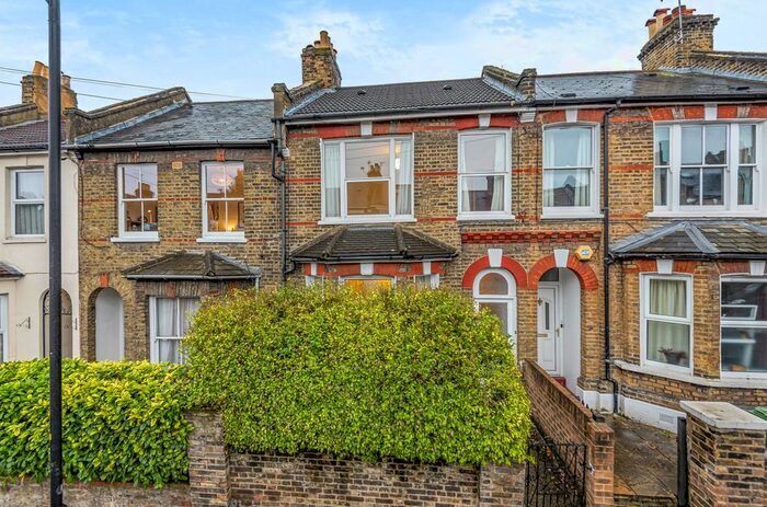 3 Bedroom Terraced House To Rent In Avondale Rise, London, SE15
