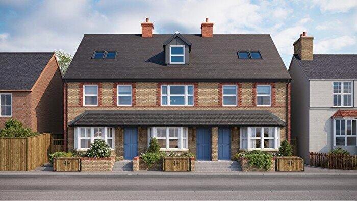 3 Bedroom End Of Terrace House For Sale In Lansdown Road, Chalfont St. Peter, Gerrards Cross, Buckinghamshire, SL9