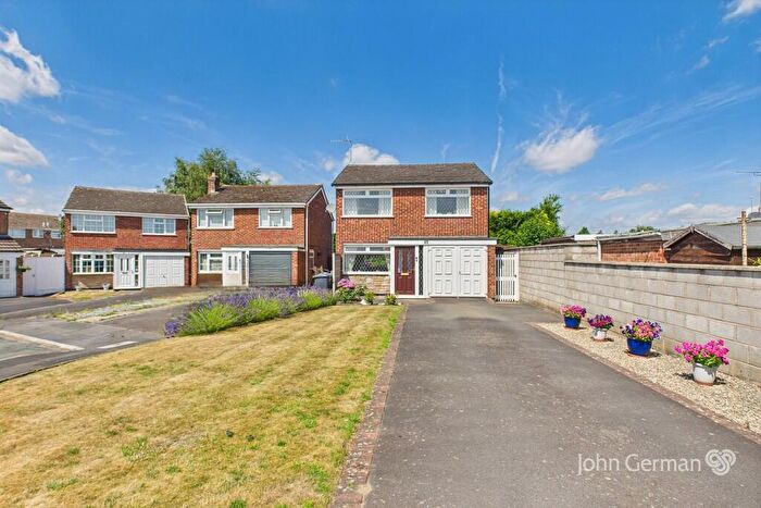 3 Bedroom Detached House For Sale In Jordan Avenue, Stretton, DE13