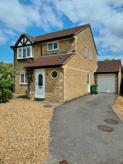 4 Bedroom Detached House To Rent In Wellow Mead, Peasedown St. John, Bath, BA2