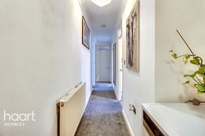 2 Bedroom Flat For Sale In Wembley Park, HA9