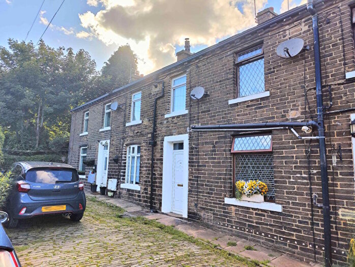 2 Bedroom Terraced House For Sale In Mount Pleasant, Denholme, BD13