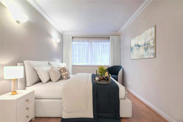 1 Bedroom Flat To Rent In Fitzroy Street, Fitzrovia, London, W1T