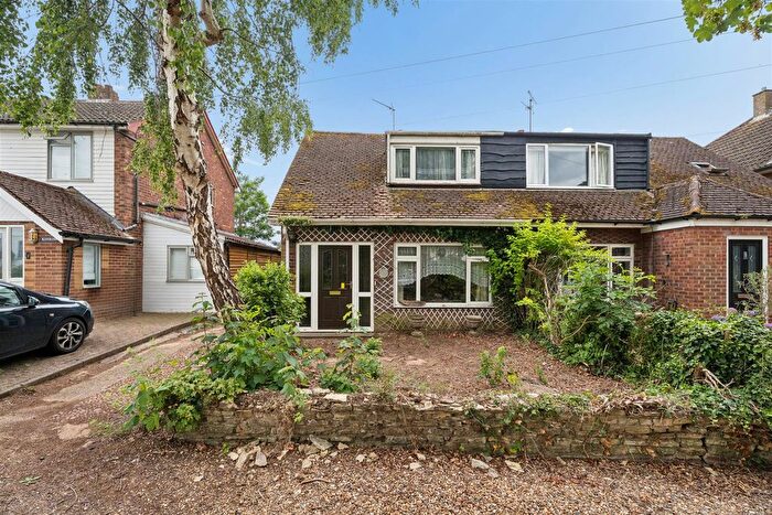3 Bedroom Semi Detached House For Sale In George Farm Close, Little Brickhill, Milton Keynes, MK17