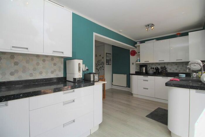 3 Bedroom Semi-Detached House To Rent In Carington Street, Loughborough, LE11