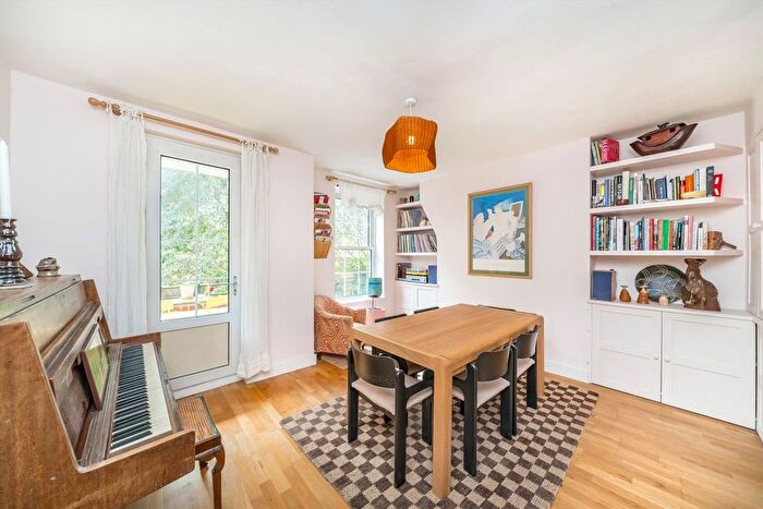 3 Bedroom Flat For Sale In Deptford Church Street, Deptford, SE8
