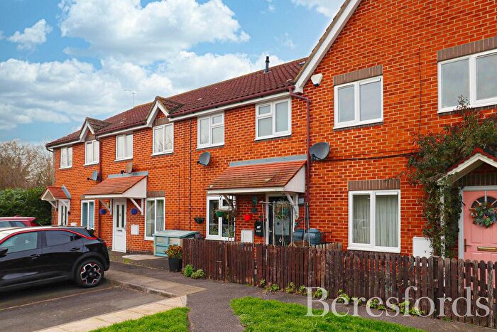4 Bedroom Terraced House For Sale In Creasen Butt Close, Heybridge, CM9