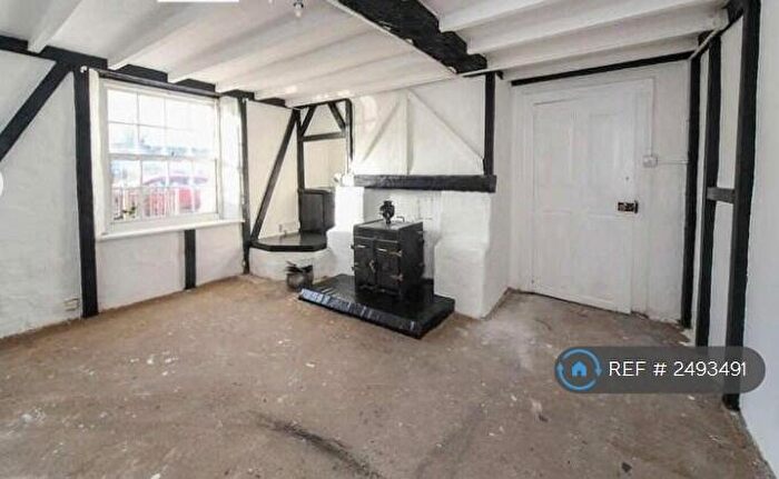 3 Bedroom Semi-Detached House To Rent In The Limes, Hockliffe, Leighton Buzzard, LU7