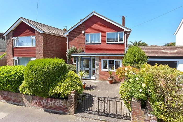 3 Bedroom Detached House For Sale In Selsea Avenue, Herne Bay, Kent, CT6