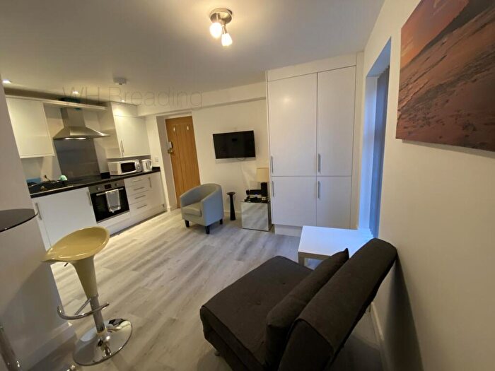 1 Bedroom Apartment To Rent In Fitzroy Road, Whitstable, CT5