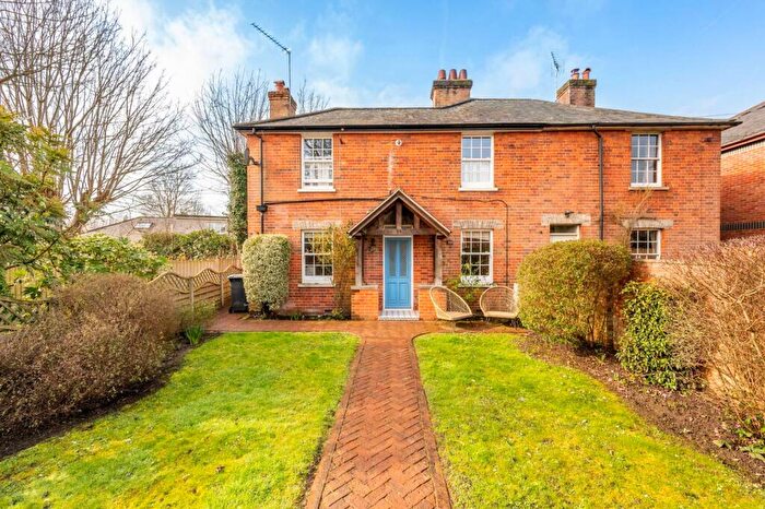 2 Bedroom Semi Detached House For Sale In Altwood Road, Maidenhead, SL6