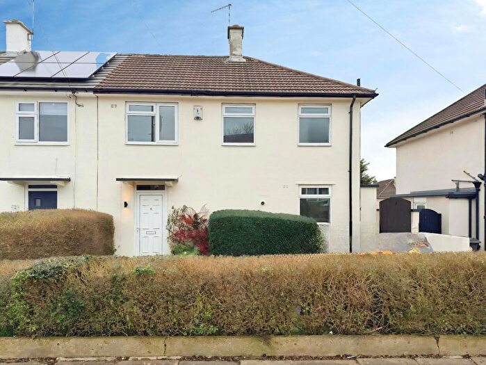 3 Bedroom Semi Detached House For Sale In Markland, Leicester, LE2