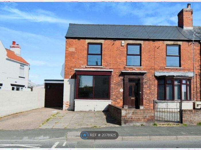 3 Bedroom End Of Terrace House To Rent In Chestnut Villas, Hull, HU12