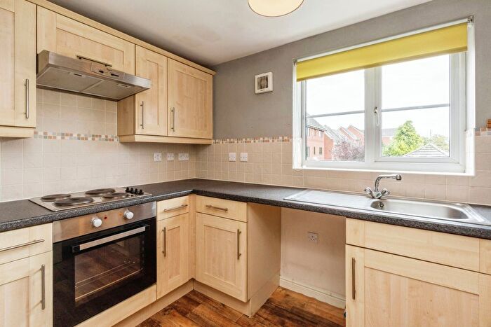 2 Bedroom Flat For Sale In Mckinley Street, Great Sankey, Warrington, Cheshire, WA5
