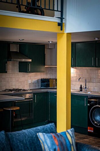 2 Bedroom Apartment For Sale In Smillie Court, Dundee, DD3