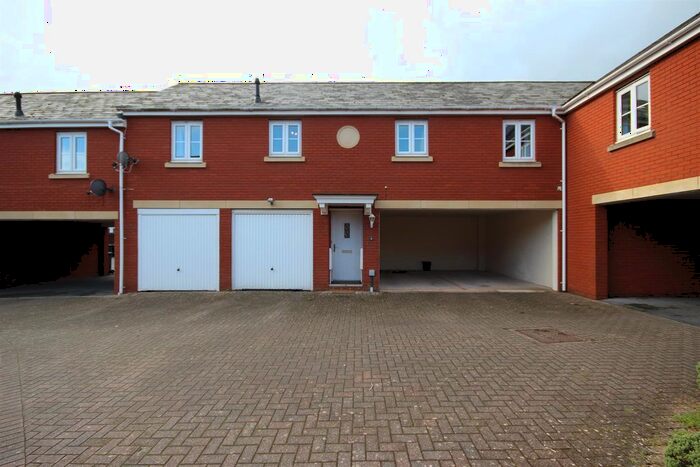 2 Bedroom Flat To Rent In Haddeo Drive, Exeter, EX2
