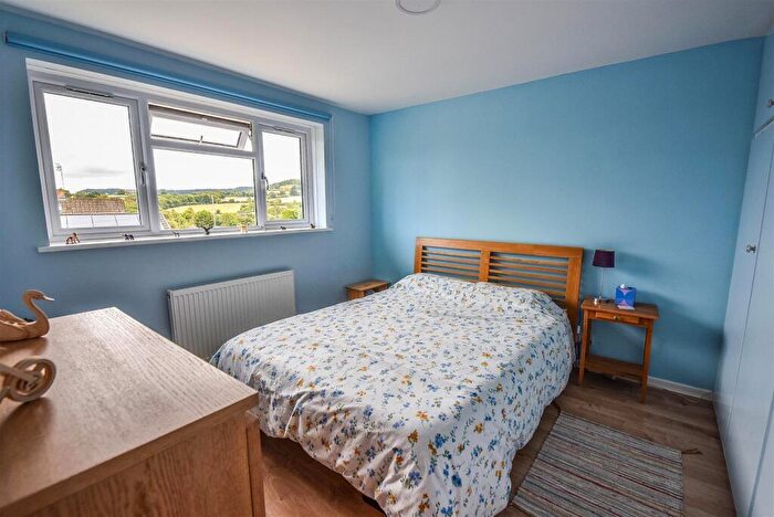 2 Bedroom Semi-Detached Bungalow For Sale In Ryder Close, Cam, GL11