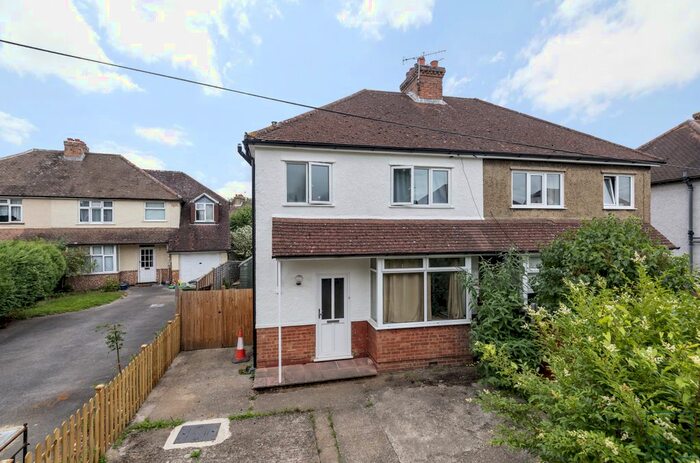 5 Bedroom Semi-Detached House To Rent In Martin Road, Guildford, GU2