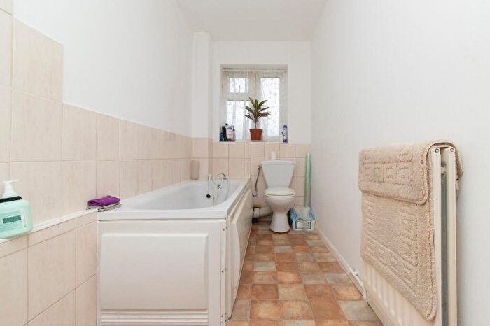 1 Bedroom Flat For Sale In Dane Valley Road, Margate, CT9