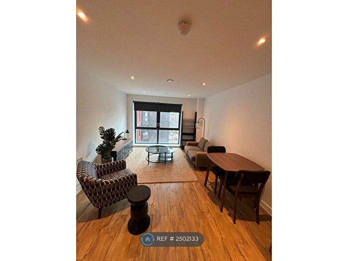 1 Bedroom Flat To Rent In The Phoenix, Leeds City Centre, LS9