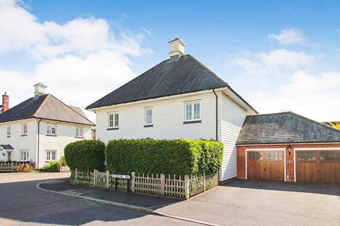 4 Bedroom Detached House For Sale In Churchill Way, Broadbridge Heath, Horsham, West Sussex., RH12