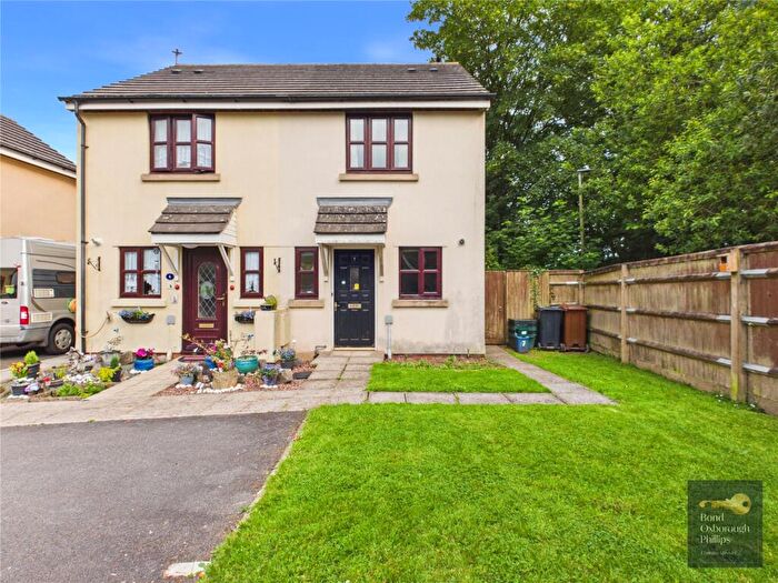 2 Bedroom Semi-Detached House For Sale In Campion Court, Willand, Cullompton, EX15