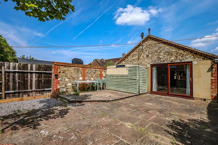 2 Bedroom Bungalow For Sale In Liss Forest, GU33