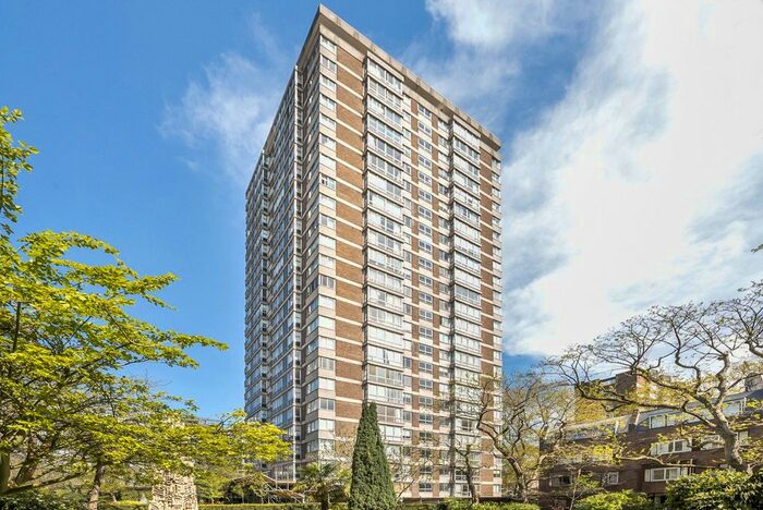 1 Bedroom Flat To Rent In Quadrangle Tower, Cambridge Square, London, W2