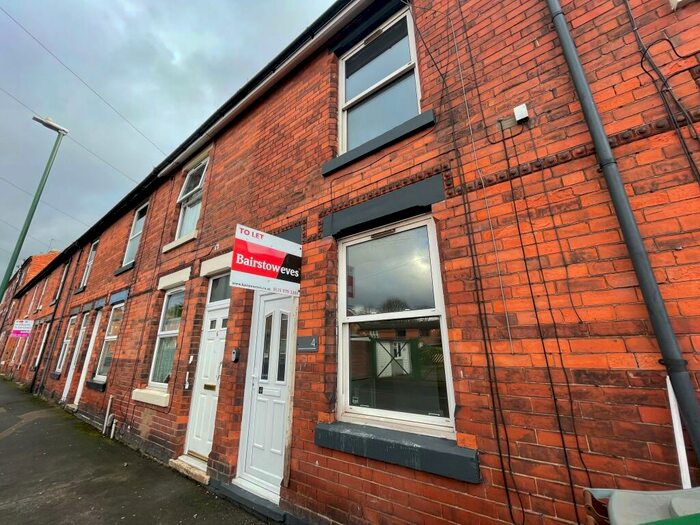 2 Bedroom House To Rent In Vernon Avenue, NG6