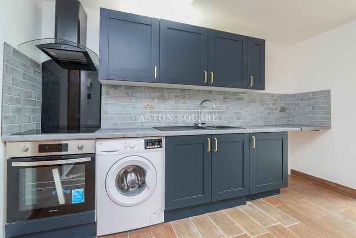 1 Bedroom Flat To Rent In Cloister Road, London, NW2