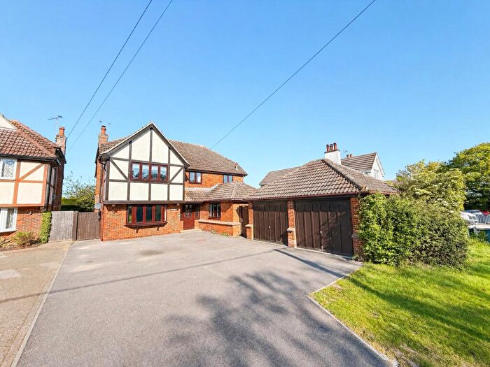 4 Bedroom Detached House For Sale In Main Road, Bicknacre, Chelmsford, Essex, CM3