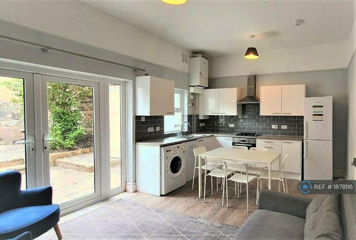 5 Bedroom Terraced House To Rent In Ashley Hill, Bristol, BS6