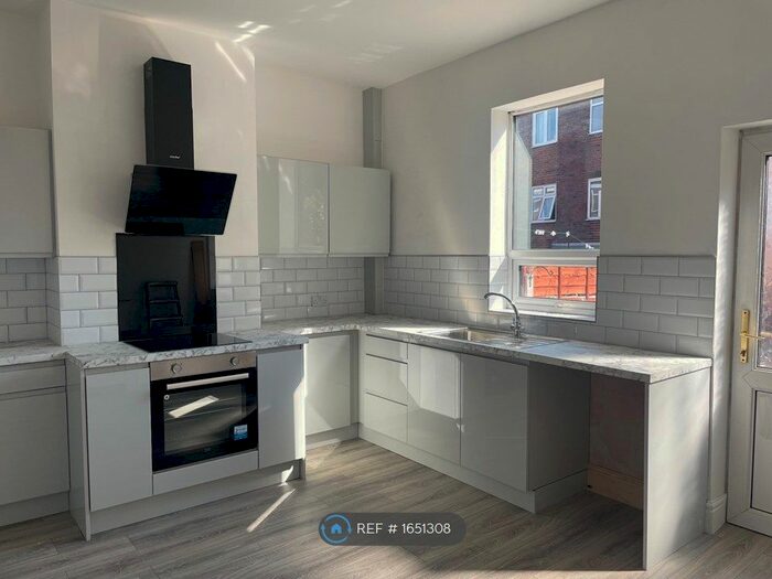 2 Bedroom Terraced House To Rent In Leinster Street, Farnworth, Bolton, BL4