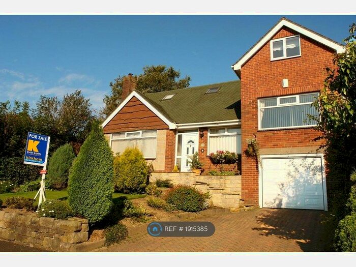 4 Bedroom Detached House To Rent In Summershades Lanes, Oldham, OL4