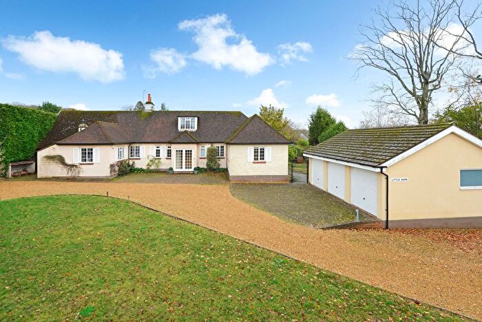 4 Bedroom Detached House For Sale In The Ridgeway, Cranleigh, GU6