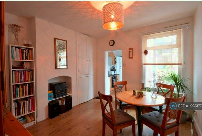 3 Bedroom Terraced House To Rent In Battle Road, Erith, DA8