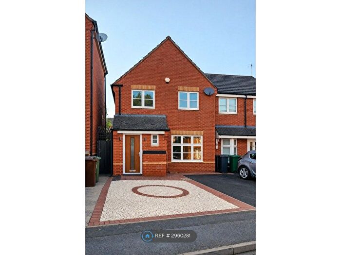 3 Bedroom Semi-Detached House To Rent In Wavers Marston, Birmingham, B37