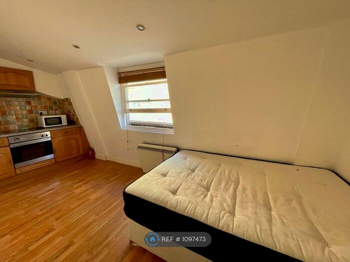 Studio To Rent In Curtain Road, London, EC2A