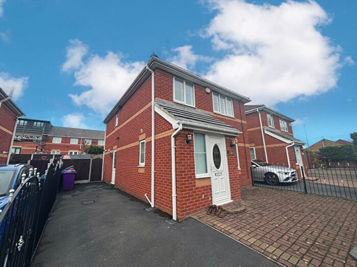 4 Bedroom House To Rent In Orwell Road, Liverpool, L4