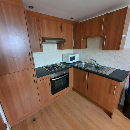 2 Bedroom Flat To Rent In Crwys Road, Cathays, Cardiff, CF24