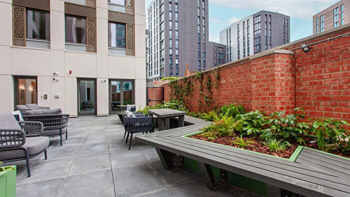 Studio To Rent In St James Boulevard, Newcastle Upon Tyne, NE4