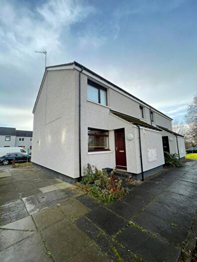 2 Bedroom Flat To Rent In Monteith Row, Glasgow, G40