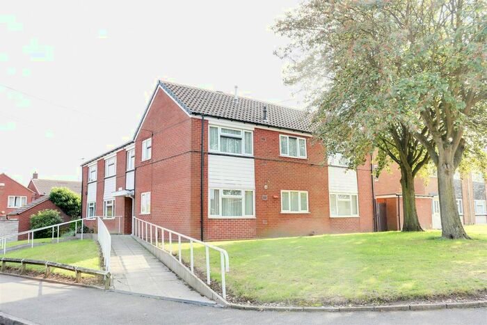 2 Bedroom Flat To Rent In Broad Way, Pelsall, Walsall, WS4