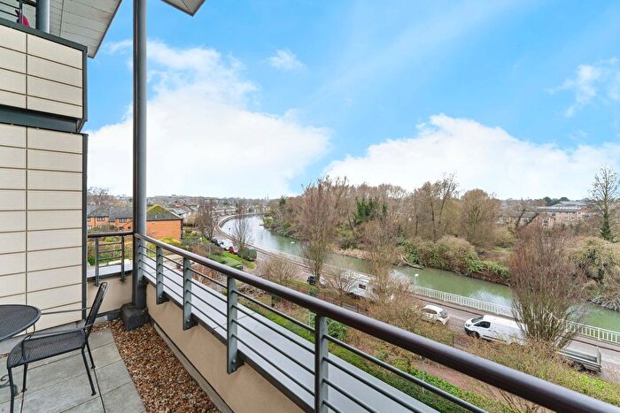 2 Bedroom Flat For Sale In Riverside Place, Cambridge, Cambridgeshire, CB5