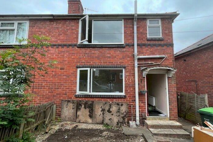 2 Bedroom Property To Rent In Granville Road, Cradley Heath, B64