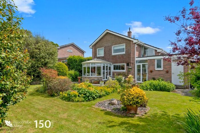 4 Bedroom Detached House For Sale In Ploughman Way, Yealmpton, PL8