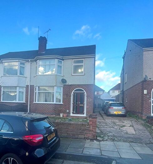3 Bedroom Semi Detached House For Sale In Cecily Road, Coventry, West Midlands, CV3